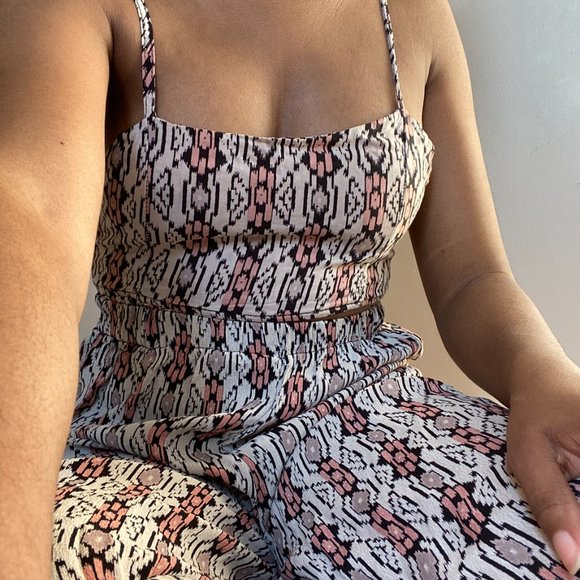 Brandy Melville 2 Piece Set - Picture 14 of 16